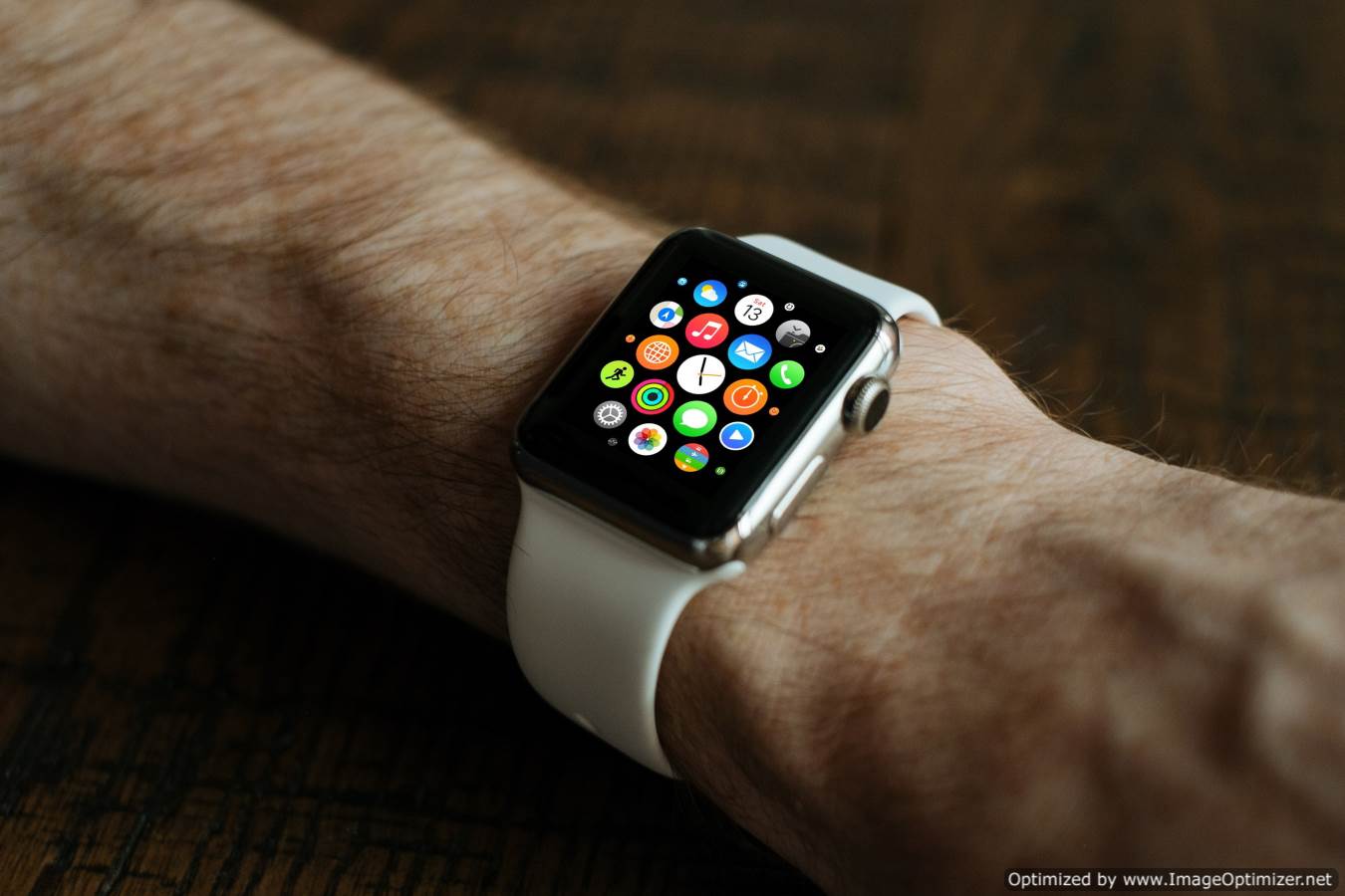 Pulseras de actividad y smartwatches para mayores 